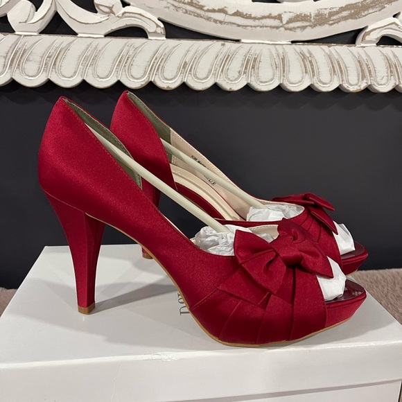 David's Bridal Shoes - David’s Bridal “Maribelle” high heels, apple red, size 10. New in Box.